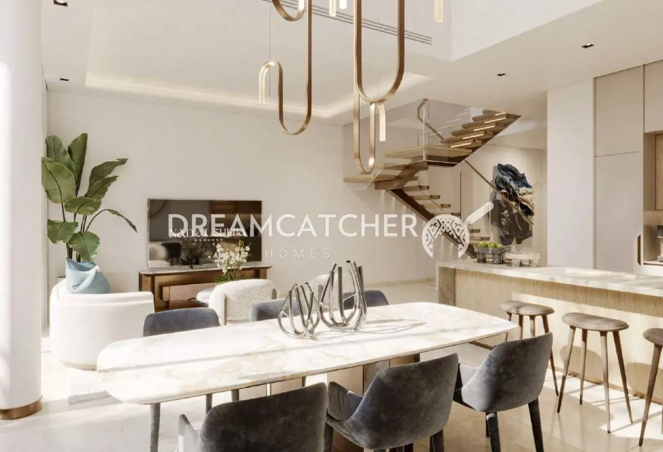 Luxury Lifestyle in Gated Community- Handover 2028
