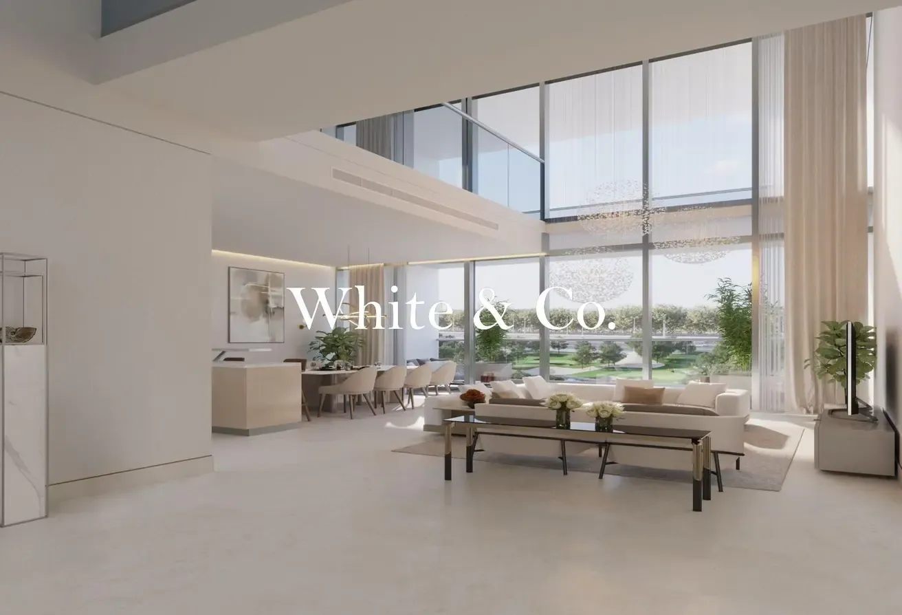 Luxury Living | Golf View | Villaments