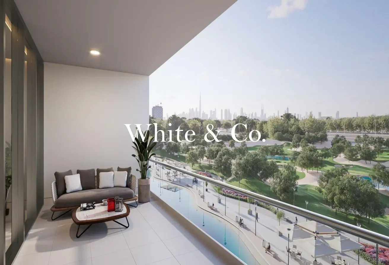 Luxury Living | Golf View | Villaments