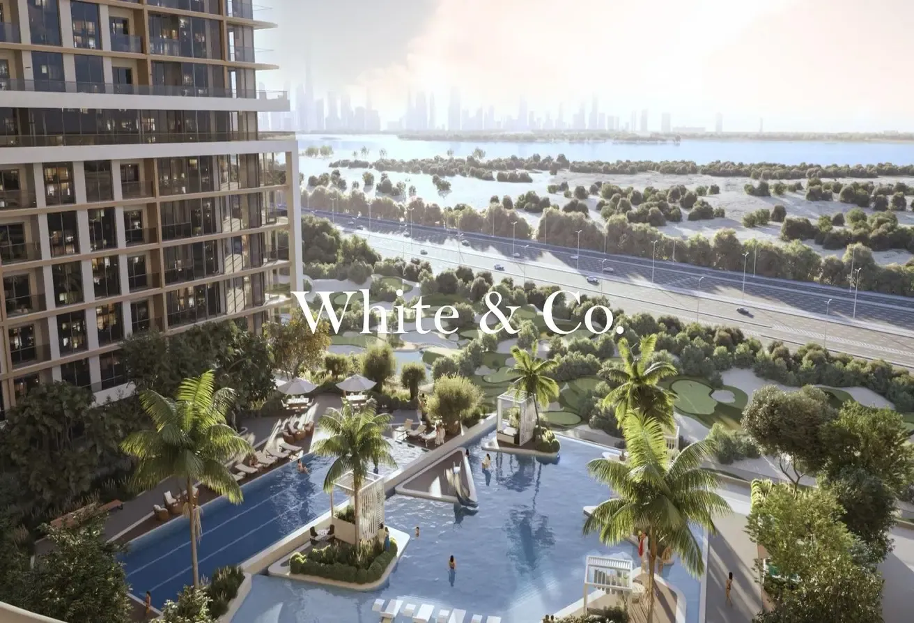 Luxury Living | Golf View | Villaments