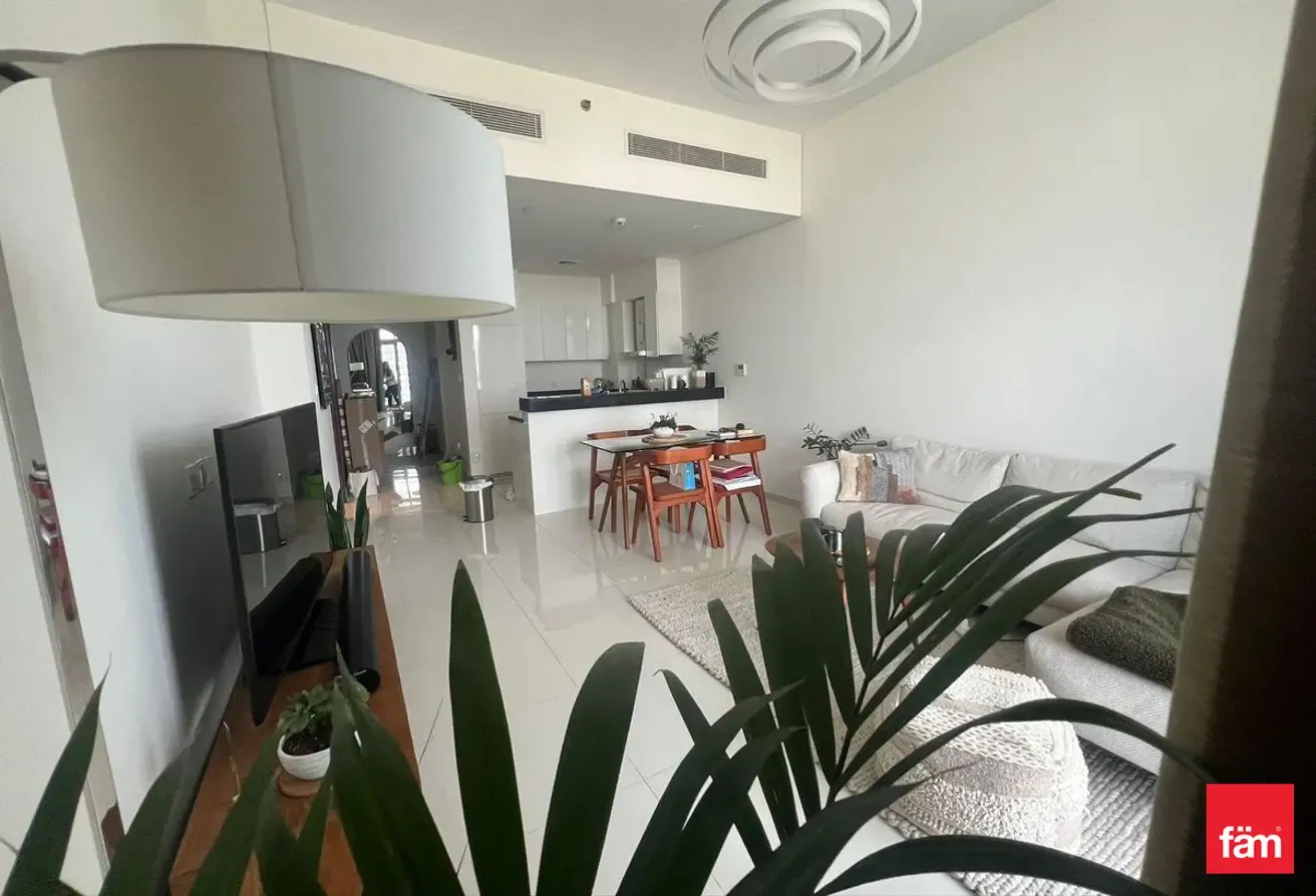 2 Br | High Floor | High ROI | Golf View