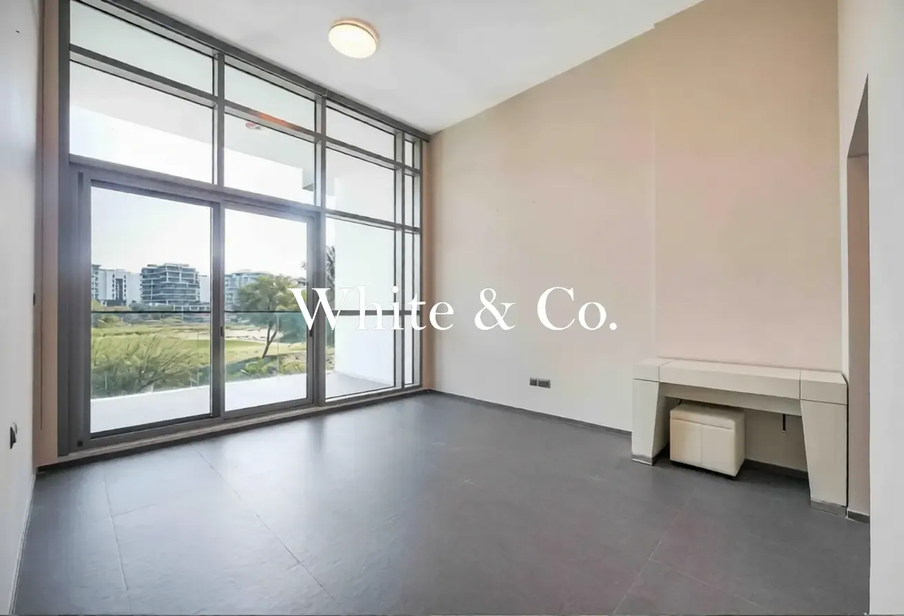 Vacant | Golf Views | Impressive Duplex