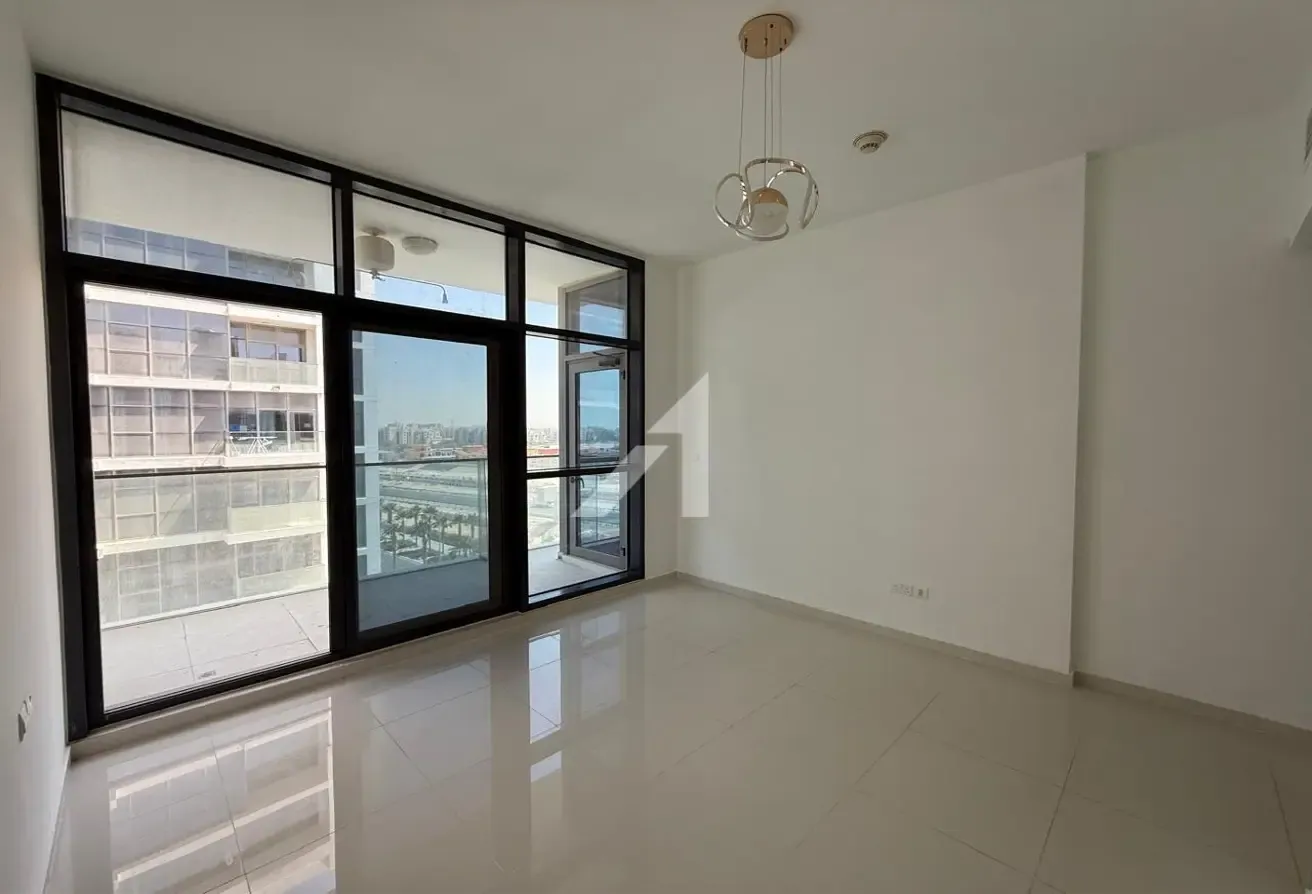 Exclusive |Golf View | High Floor |Well Maintained