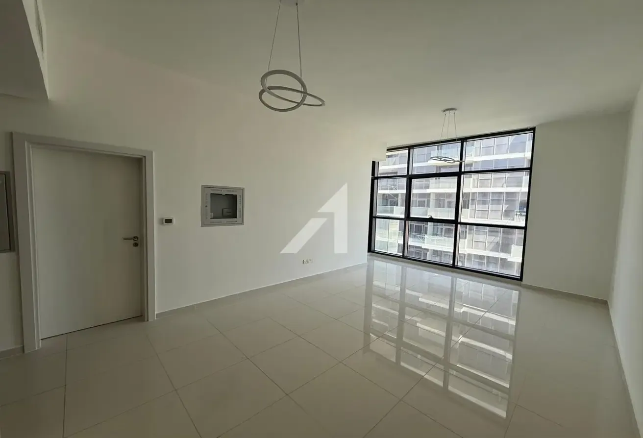 Exclusive |Golf View | High Floor |Well Maintained