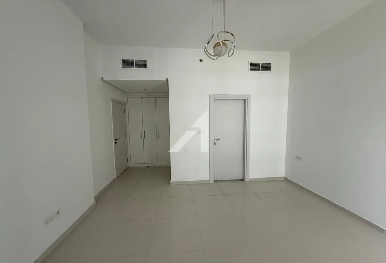 Exclusive |Golf View | High Floor |Well Maintained