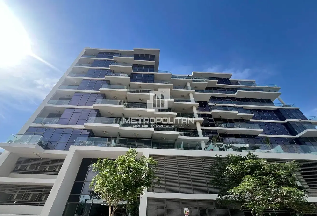 Corner Unit | Mid Floor | Currently Rented