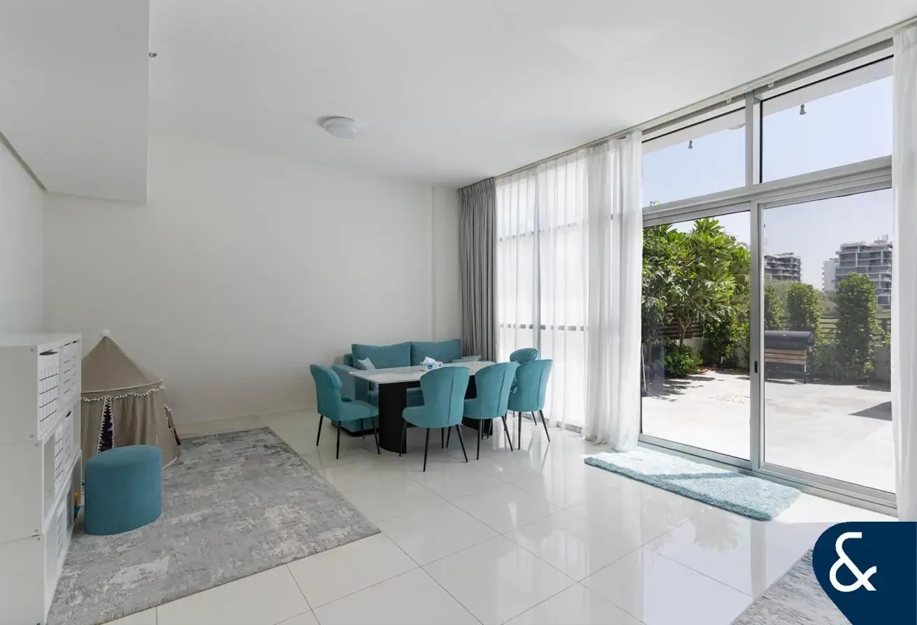 Duplex APT | Golf View | Partially Upgraded