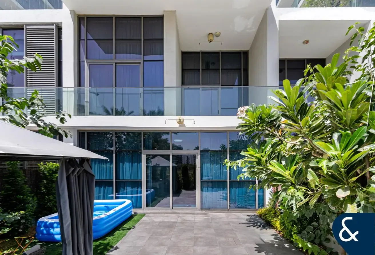 Duplex APT | Golf View | Partially Upgraded