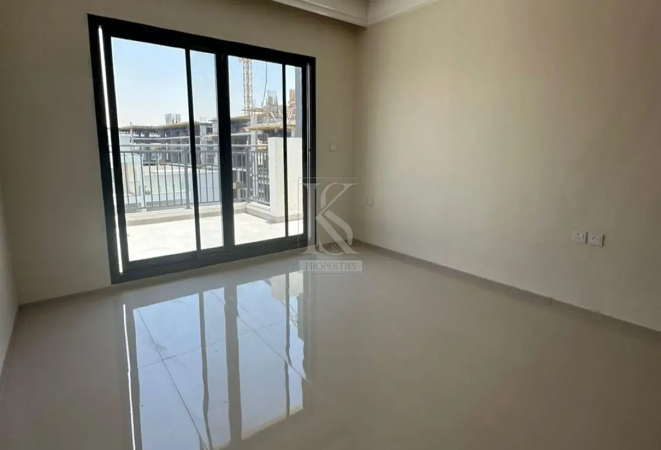 Elegant and Luxury | Fully Furnished | Modern 2BR