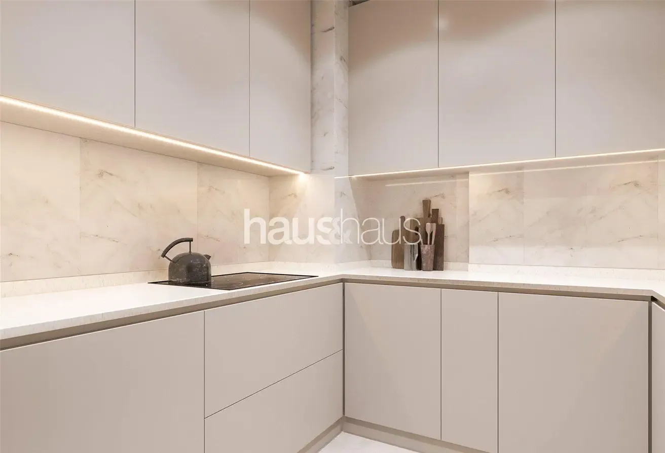 2BR+M Corner Unit | Vastu | Spacious