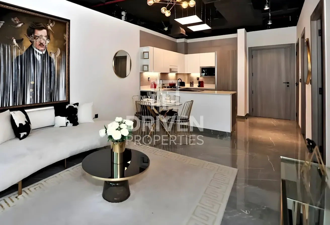 Pool and Park View | High Floor | Investor Deal