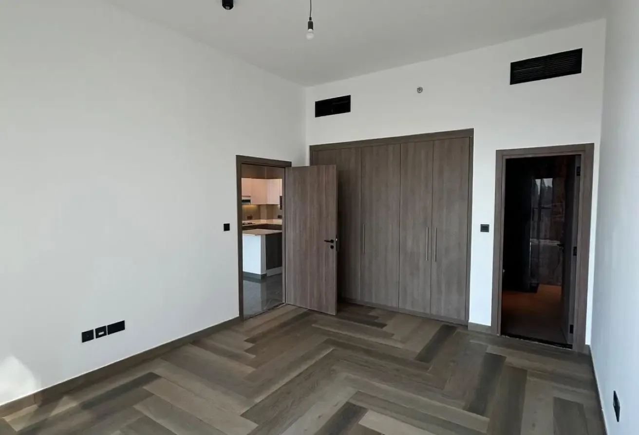 Fitted Kitchen | Pool View | Modern Finishes