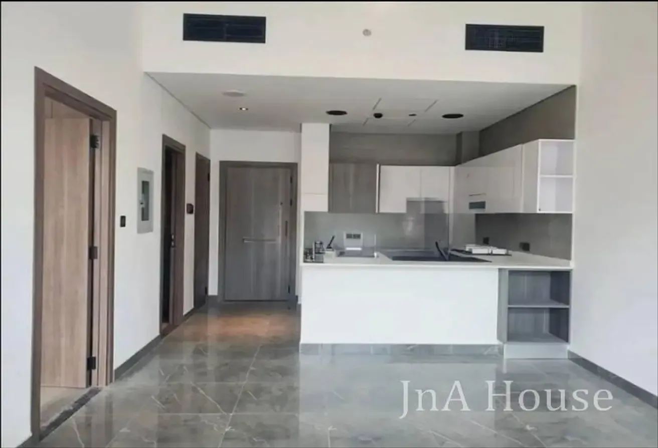 SPACIOUS 1BR  I SEMI FURNISHED I BELOW MARKET DEAL