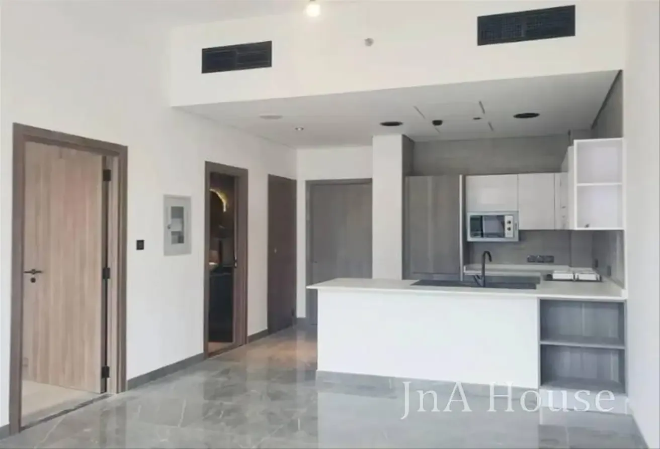 SPACIOUS 1BR  I SEMI FURNISHED I BELOW MARKET DEAL