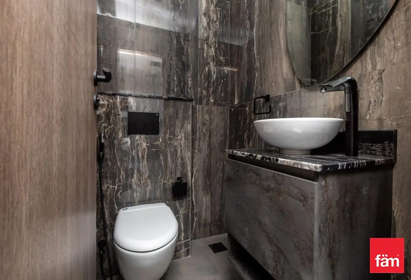 Vacant | Pool View | Higher Floor | Fitted Kitchen