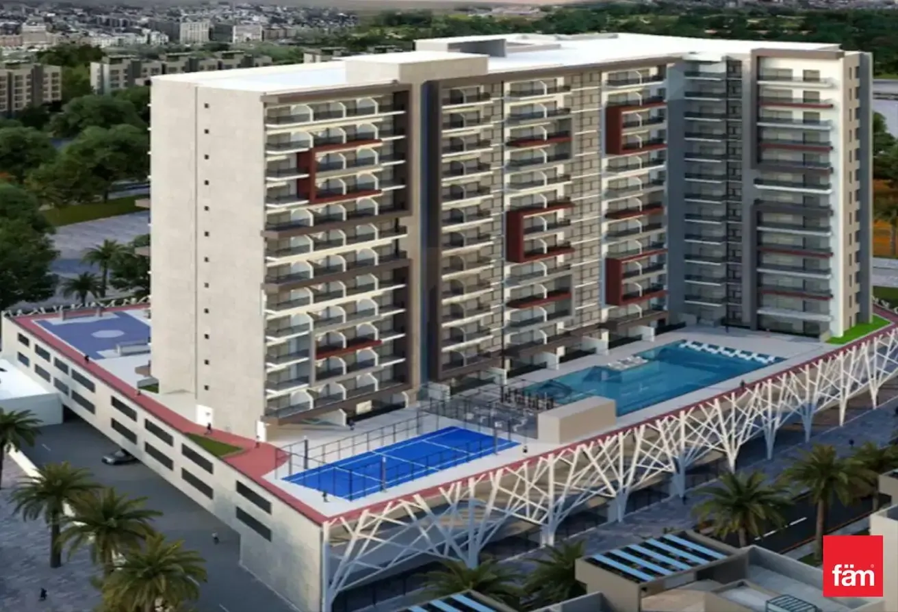 Vacant | Pool View | Higher Floor | Fitted Kitchen