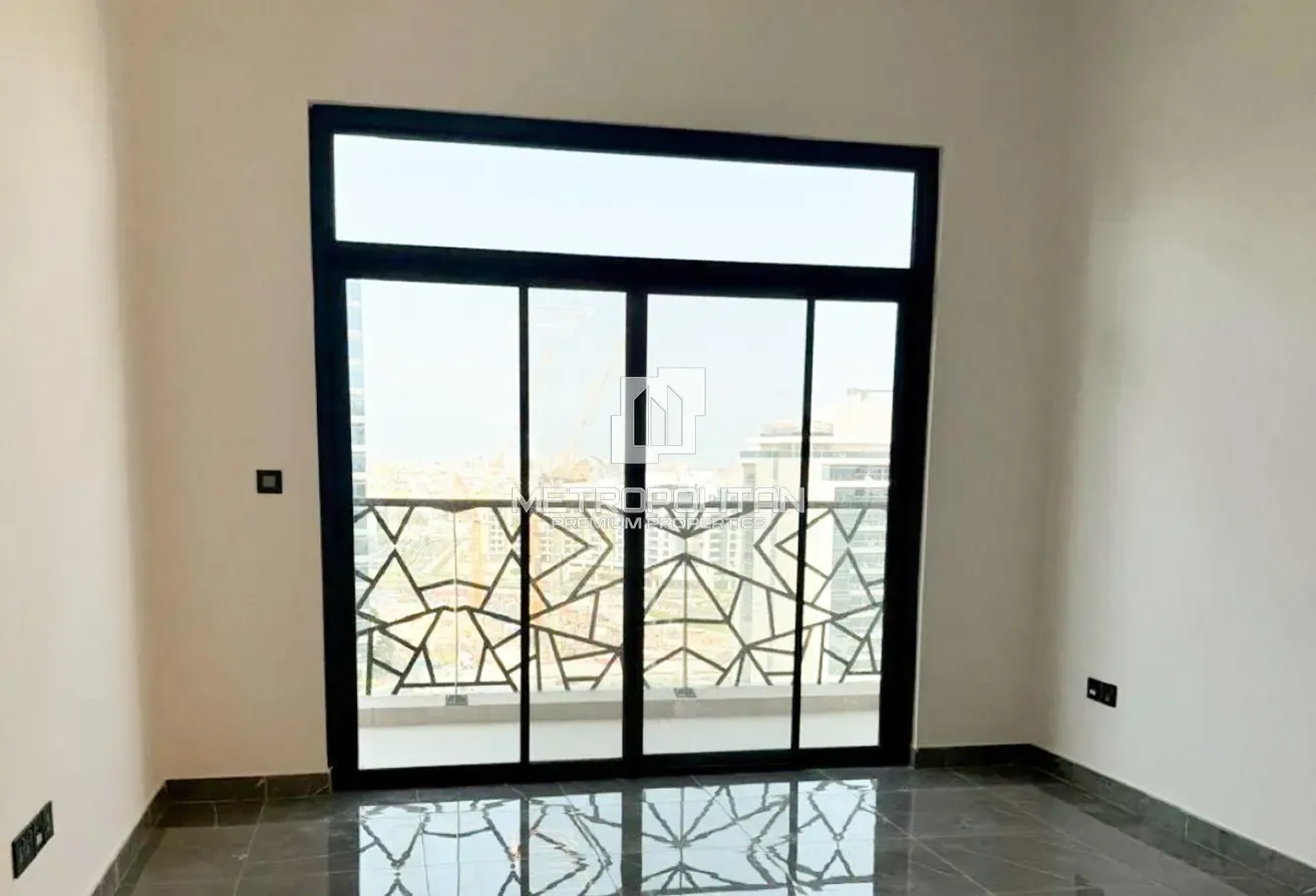 Brand New |High Floor |Motivated Seller | Hot Deal