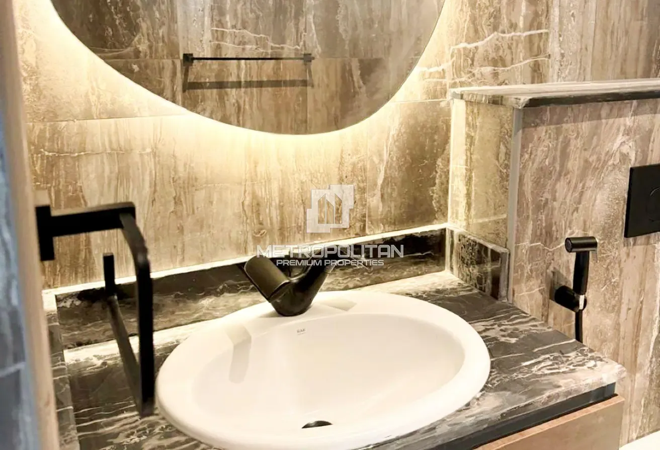 Brand New |High Floor |Motivated Seller | Hot Deal