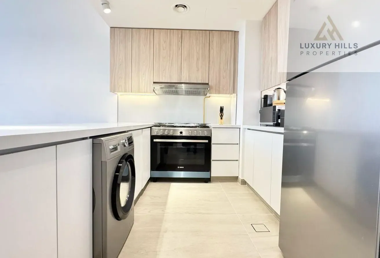 Luxurious 1BHK | Park View | Fully Furnished