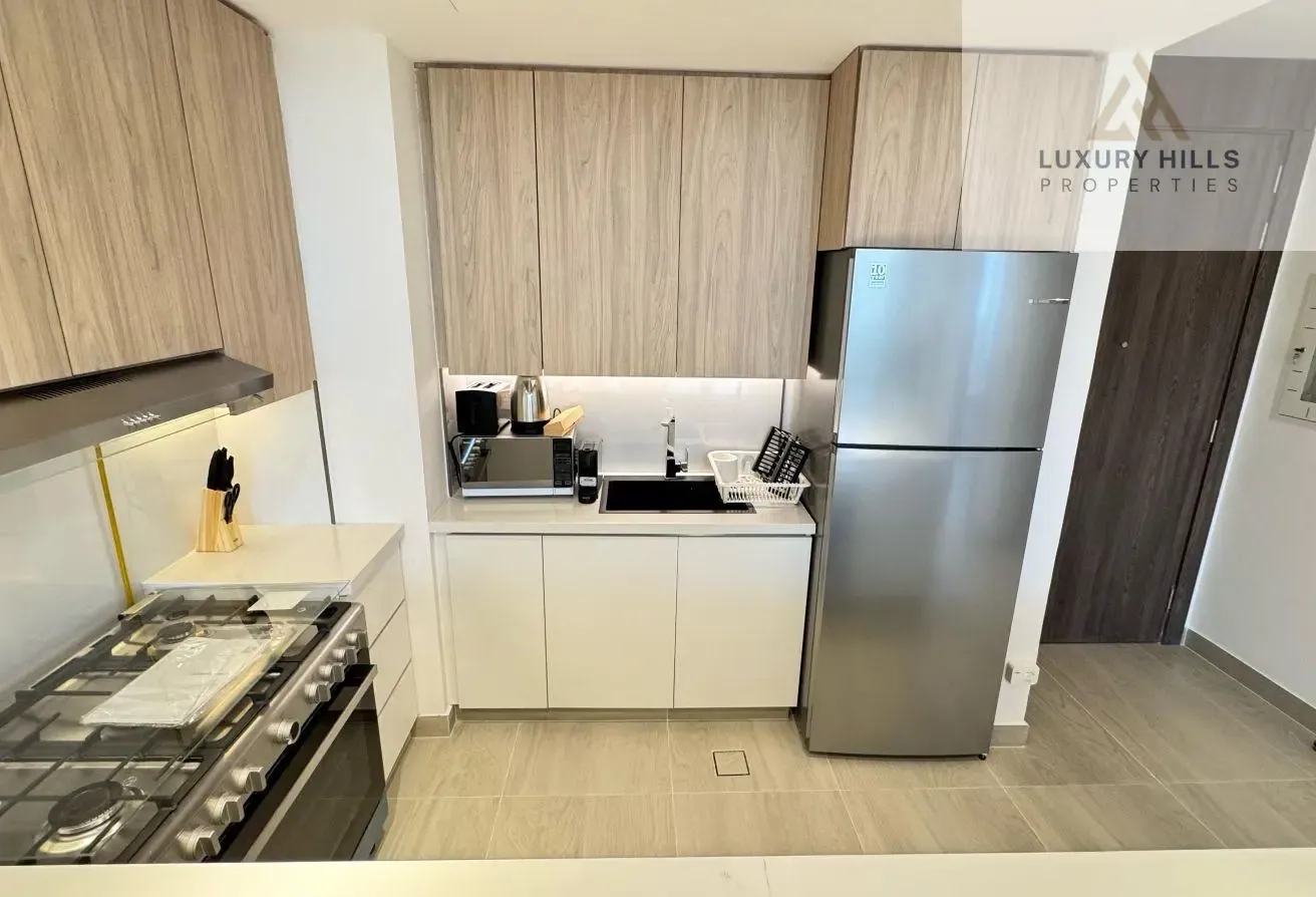 Luxurious 1BHK | Park View | Fully Furnished