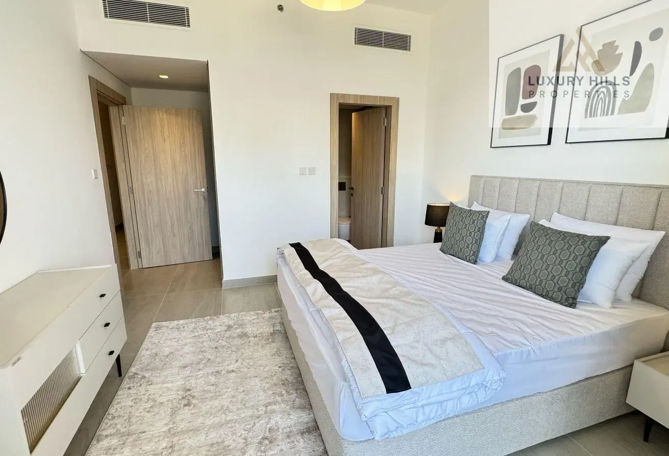 Luxurious 1BHK | Park View | Fully Furnished