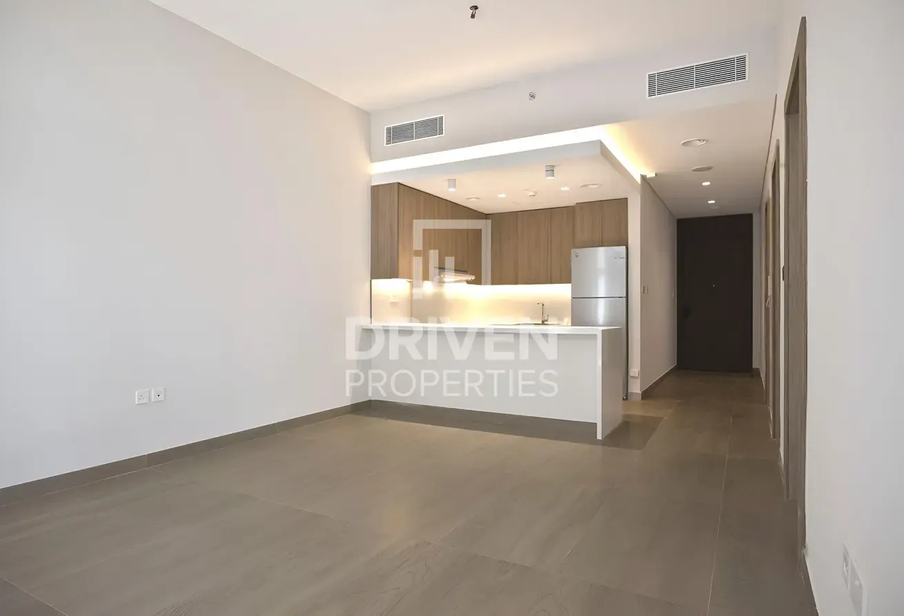 Low Floor | Spacious Living | Parking Included