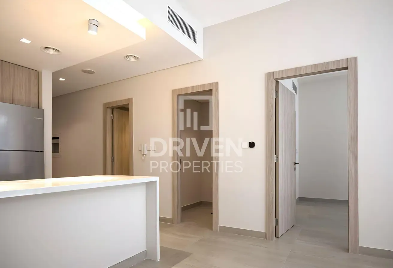 Low Floor | Spacious Living | Parking Included