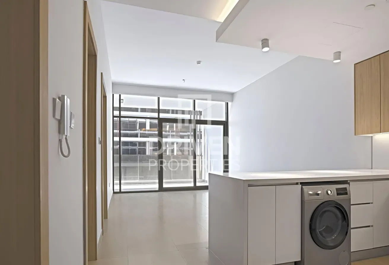 Low Floor | Spacious Living | Parking Included