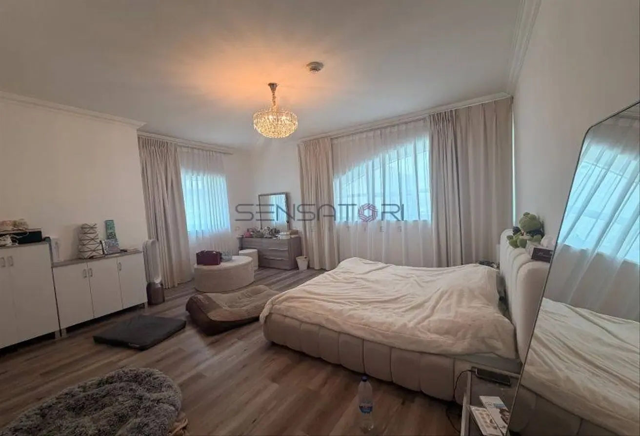 SPACIOUS INTERIOR | PRIME LOCATION | LOW FLOOR
