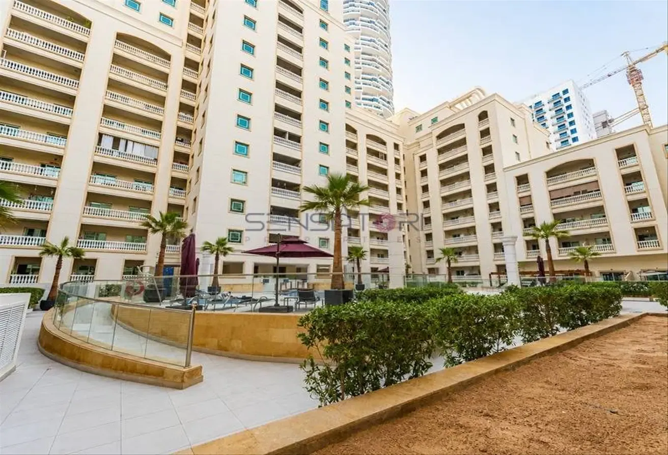 MODERN LIVING | WELL-MAINTAINED | PRIME LOCATION