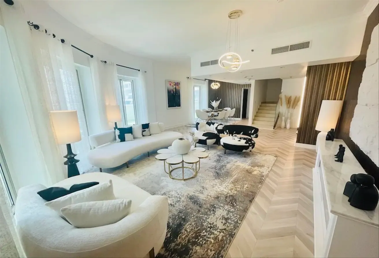 OPEN TERRACE | PERFECT VIEW | SPACIOUS INTERIOR