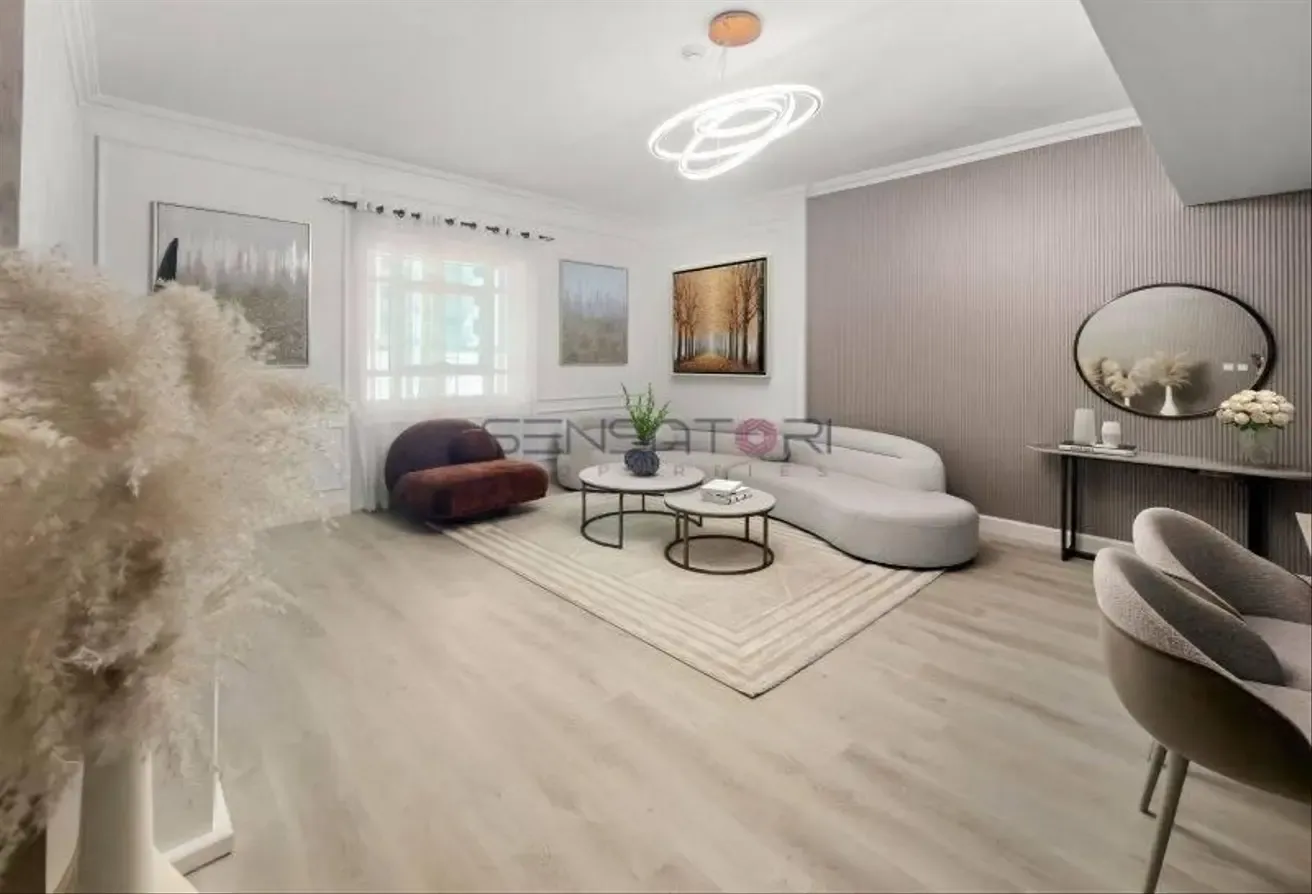 SPACIOUS BRIGHT LAYOUT | VACANT | UPGRADED