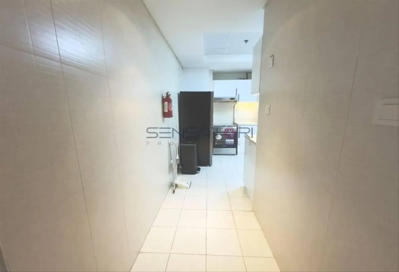 SPACIOUS LAYOUT | FAMILY FRIENDLY | VACANT