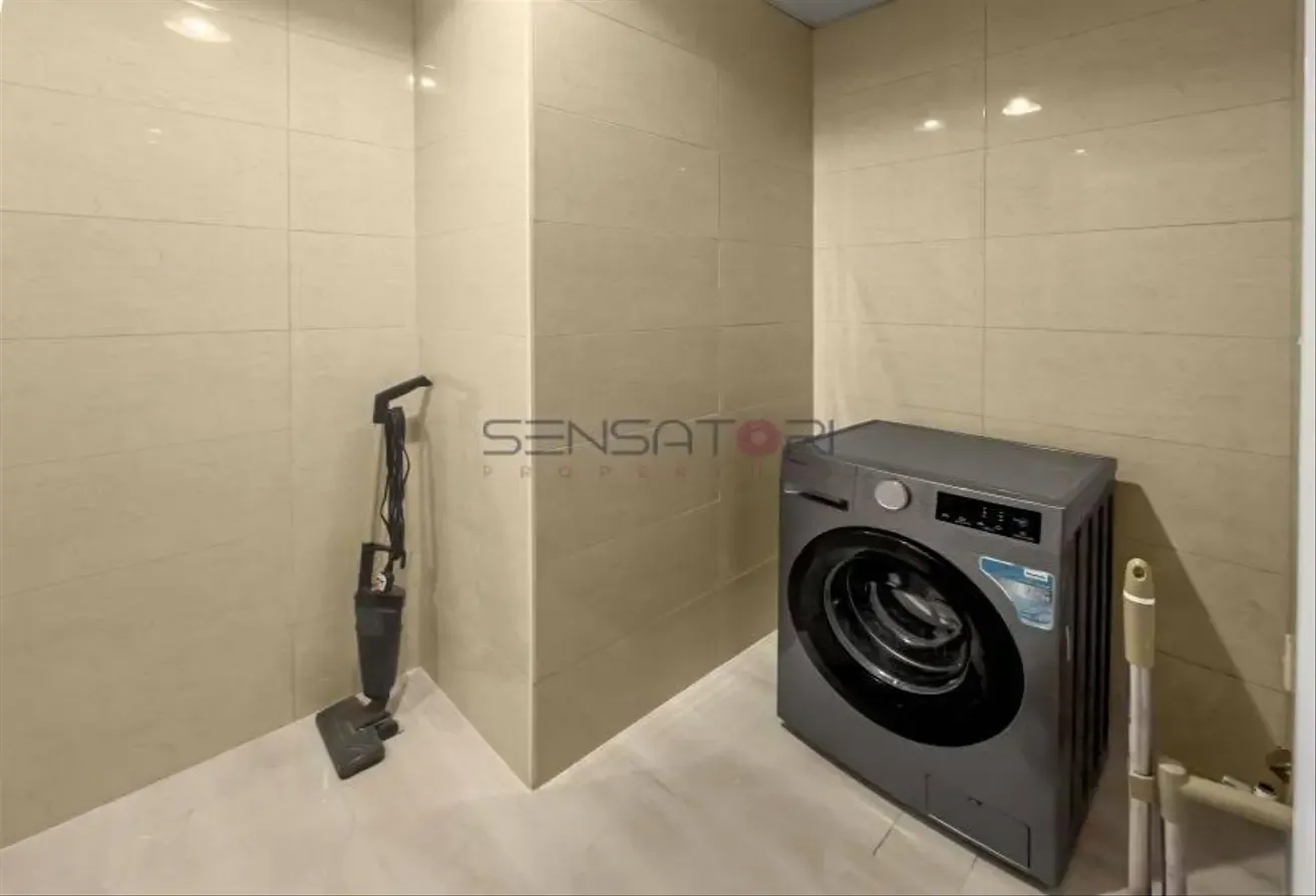 SUITED FOR FAMILY | UPGRADED | MAID ROOM | VACANT