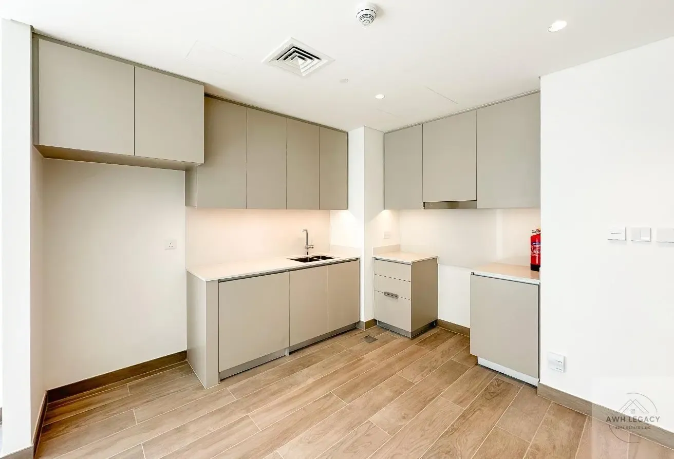 First Row Beach | Corner Unit | Bright Living Area