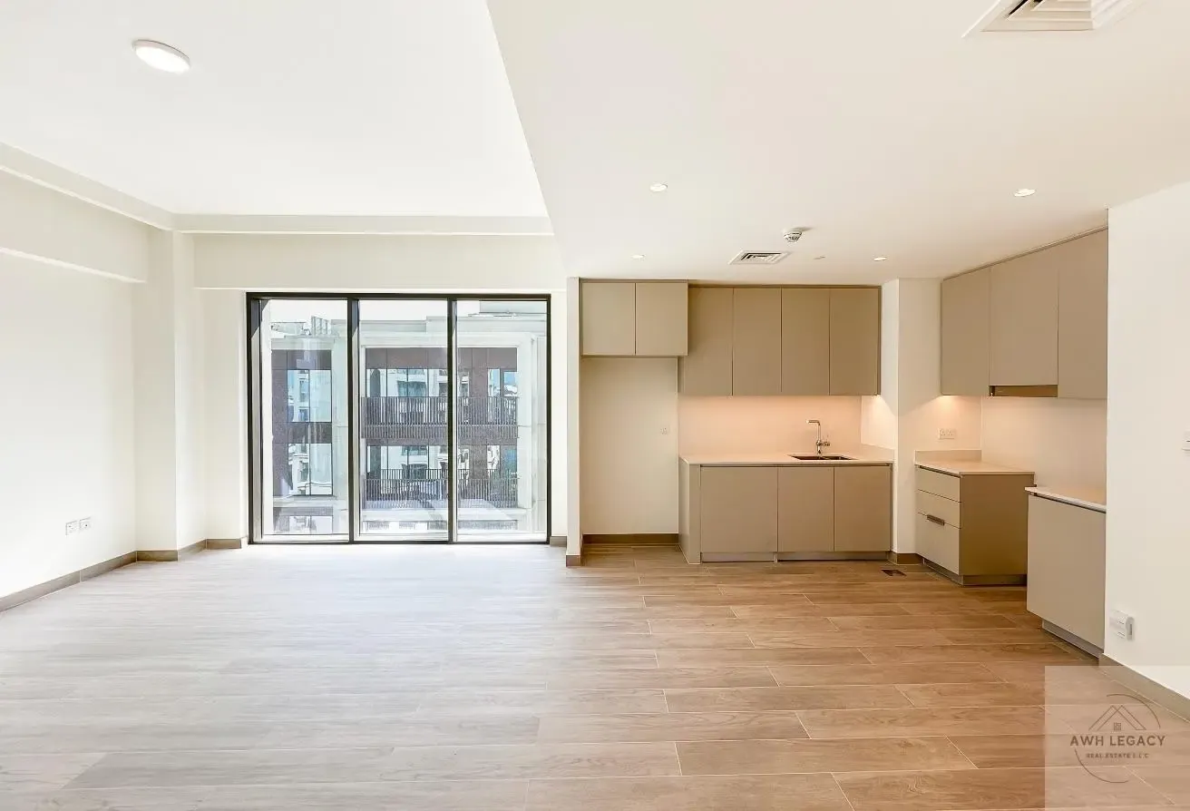 First Row Beach | Corner Unit | Bright Living Area
