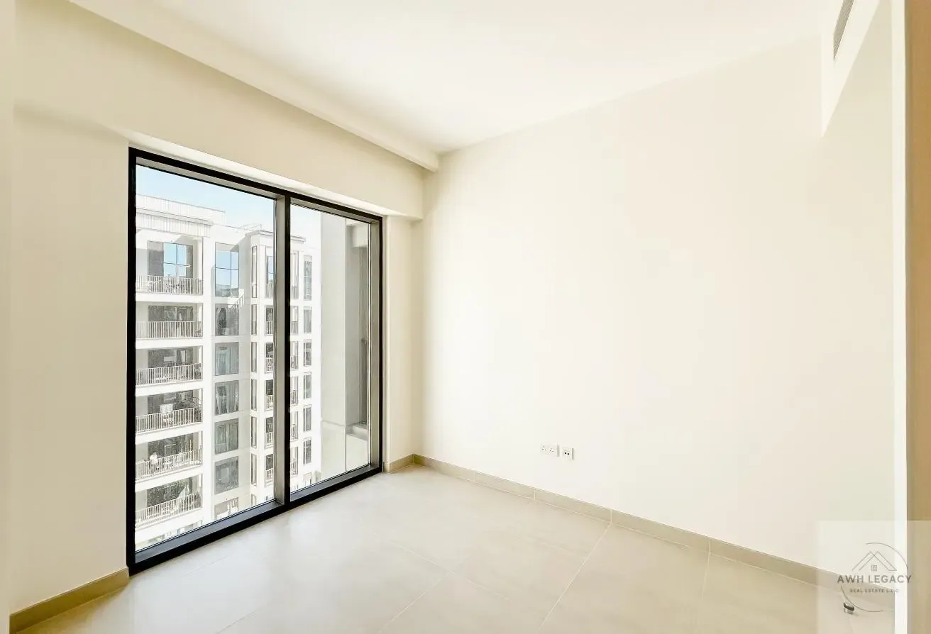First Row Beach | Corner Unit | Bright Living Area