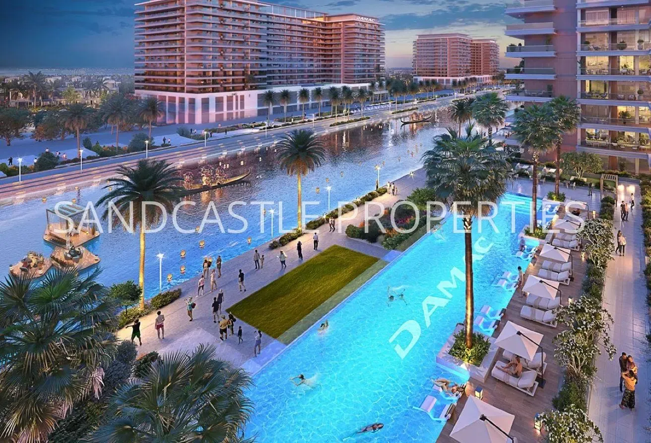 Waterfront | 5 BR Townhouse | June 2028