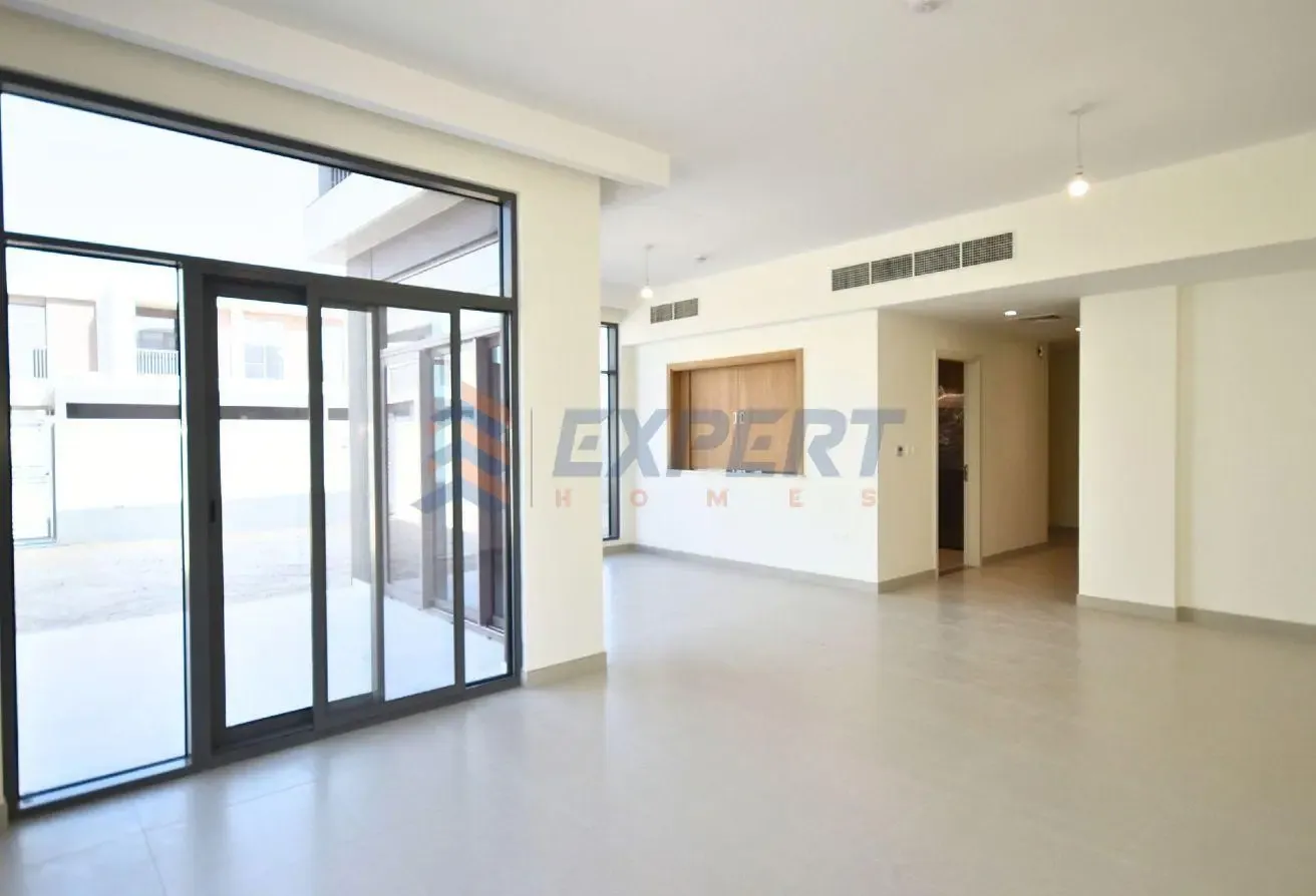 Corner Unit | Large Plot | Vastu | Near Amenities