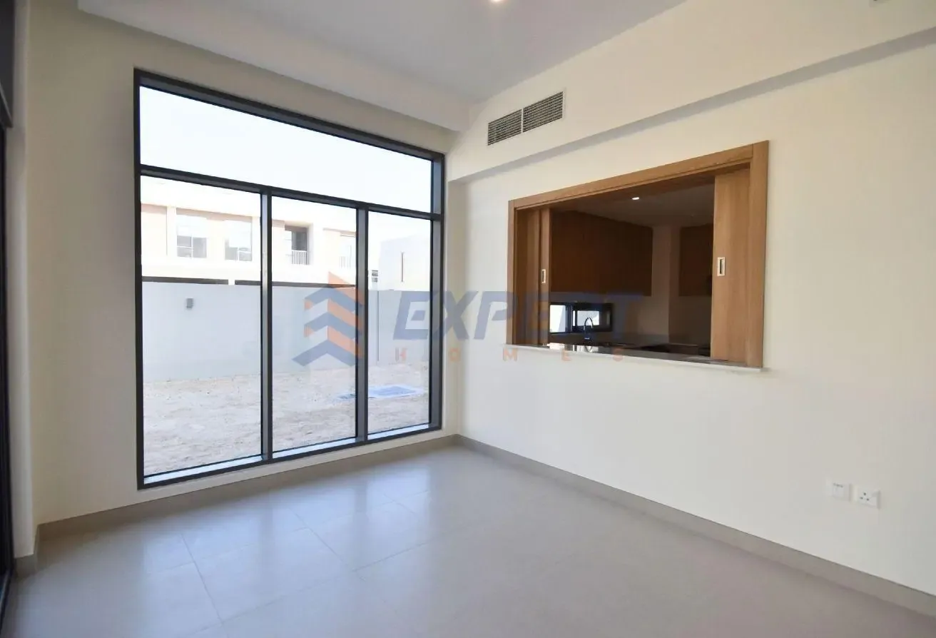 Corner Unit | Large Plot | Vastu | Near Amenities