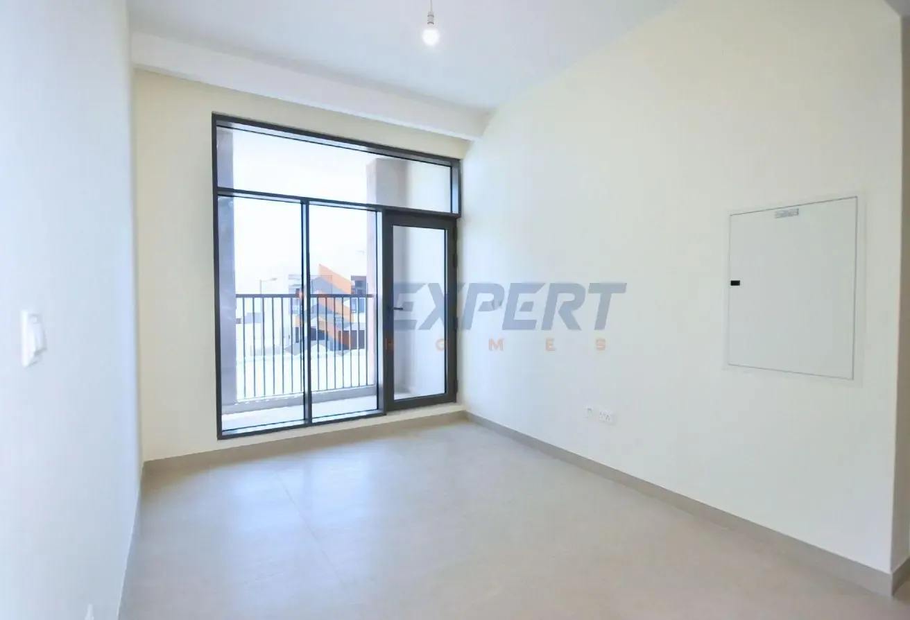 Corner Unit | Large Plot | Vastu | Near Amenities