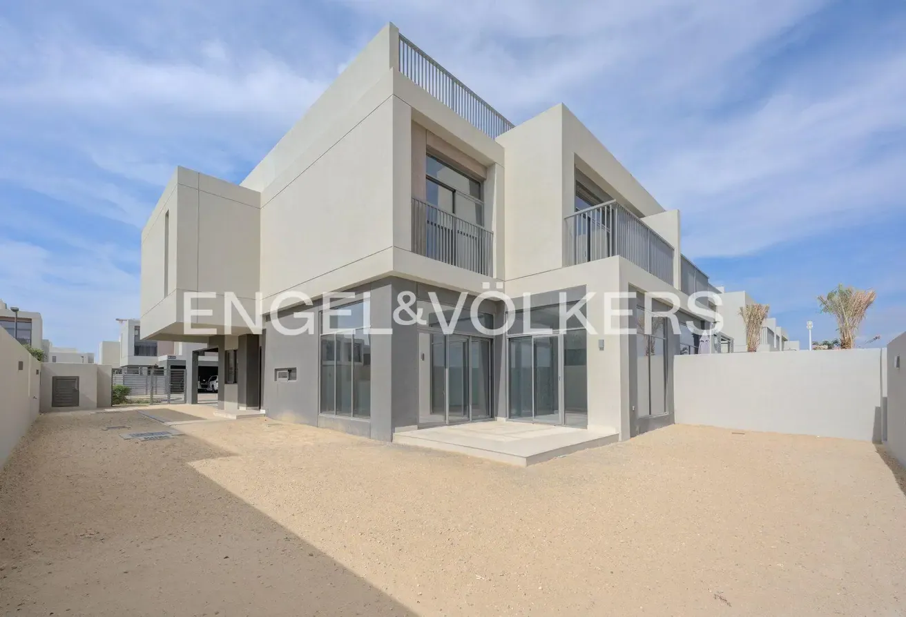 Large Plot | Vacant | Great Location