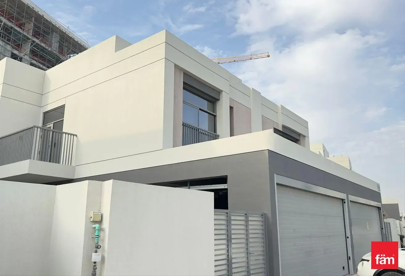 Private Pool | Semi Detached With Roof Terrace