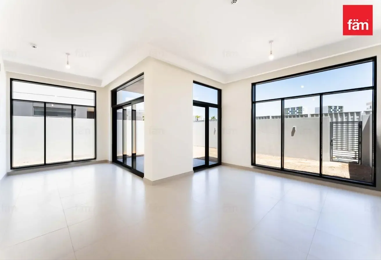 Private Pool | Semi Detached With Roof Terrace