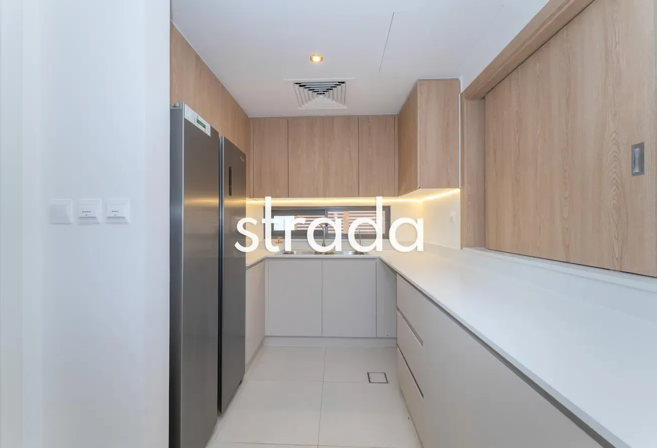Upgraded with Pool | Semi - Detached | Modern