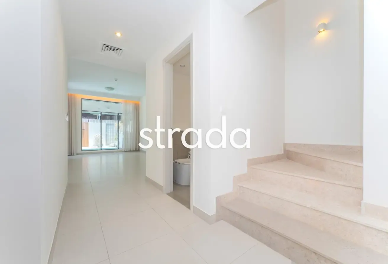 Upgraded with Pool | Semi - Detached | Modern