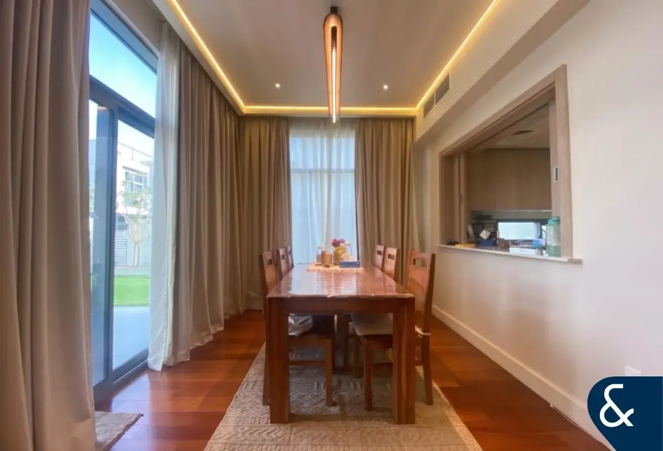Landscaped Garden | Upgraded | Close to Park