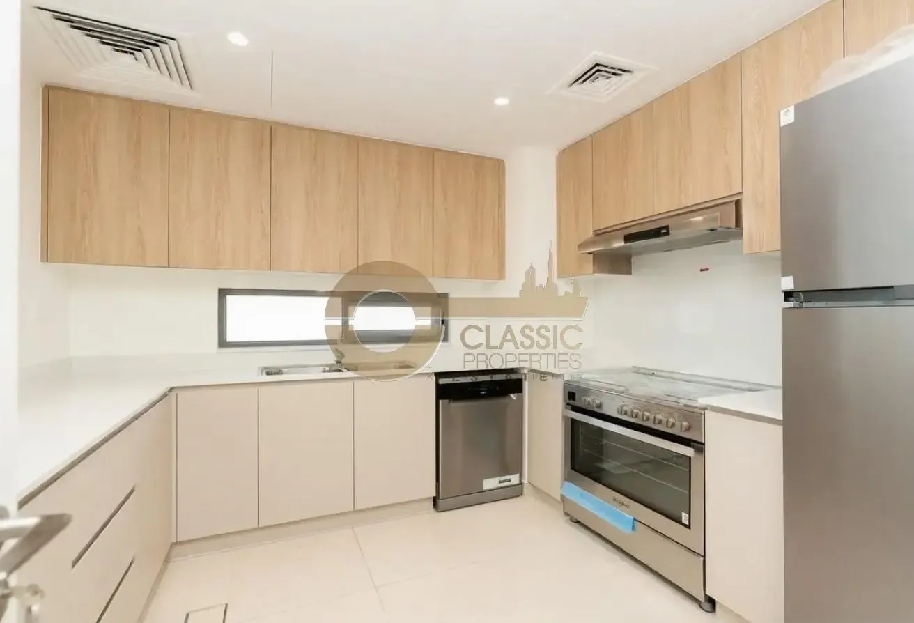 STAND ALONE VILLA | VACANT | SINGLE ROW | TERRACE