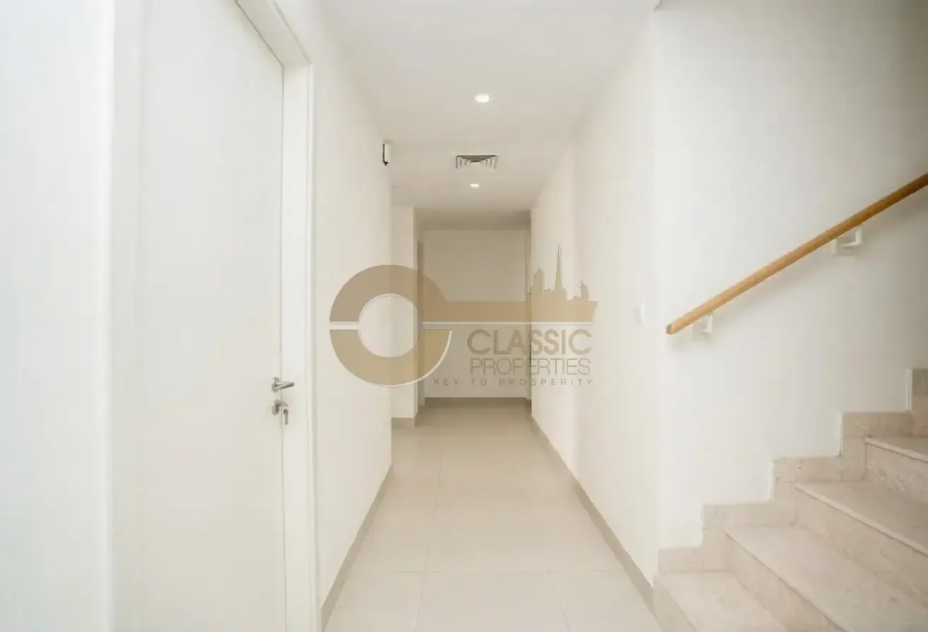 STAND ALONE VILLA | VACANT | SINGLE ROW | TERRACE