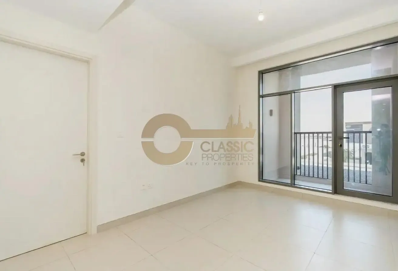 STAND ALONE VILLA | VACANT | SINGLE ROW | TERRACE